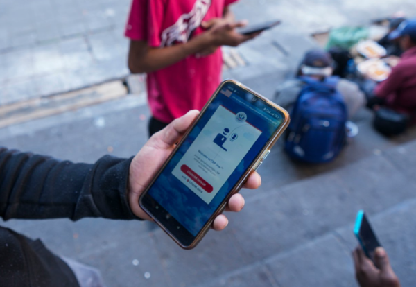 汇盈策略 现金补贴+报销路费 美为驱逐移民出新招